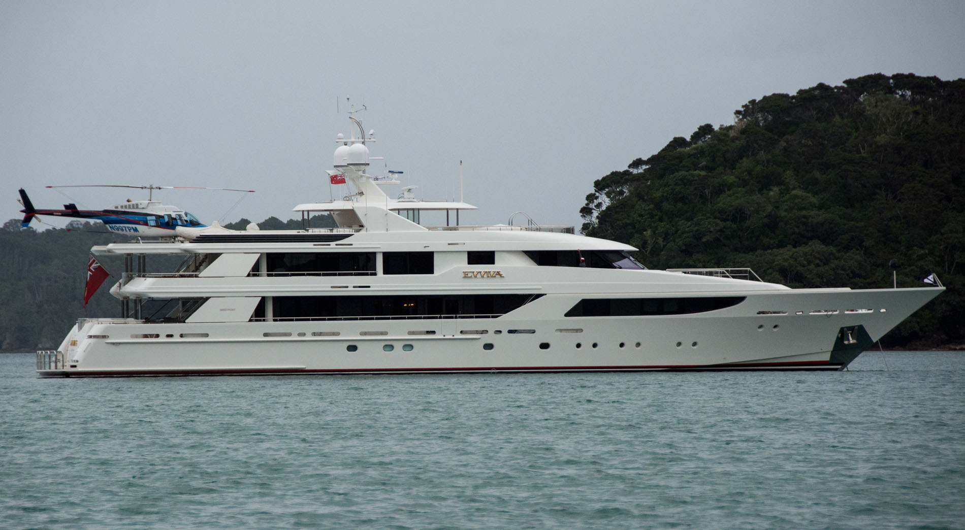 2016 04 01 Sail Day 3 - MegaYacht-1