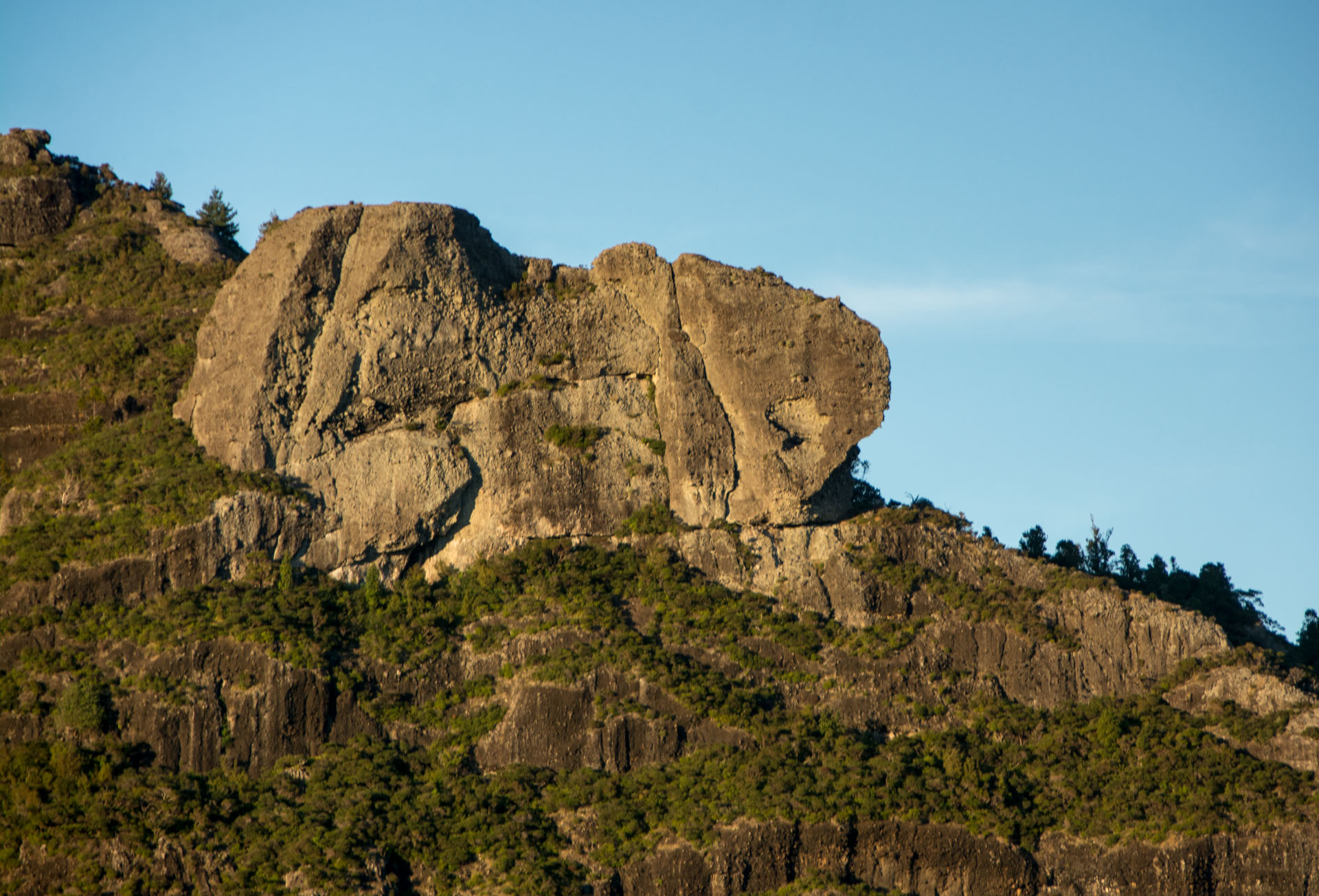 2016 04 07 Sail Day 9 at Rere Bay Sunrise-19