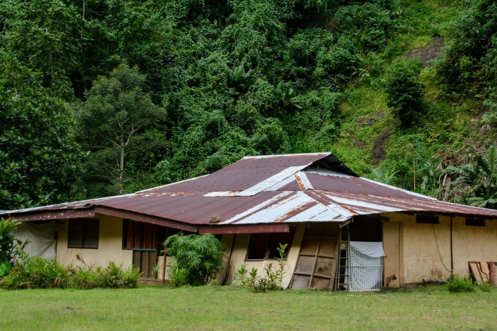 2016 05 10 Tahiti - Drive Around Island (200)